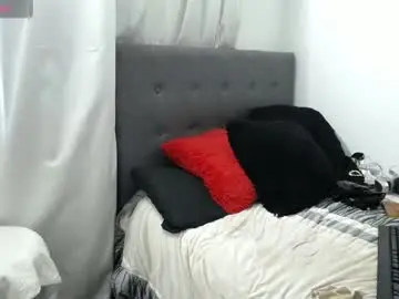 Shayla_10  live sex cam
