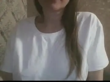 Sladkiegubki  live sex cam