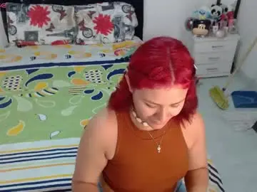 Soniafuckboobs  live sex cam