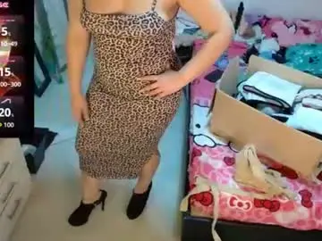 Soniafuckboobs  live sex cam