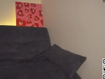 Starryeyes_  live sex cam