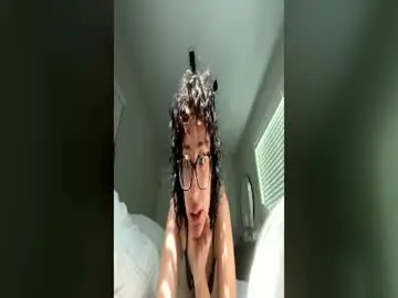 Ashleydianna13  live sex cam