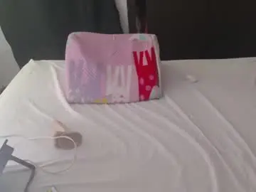 Candyceeh  live sex cam