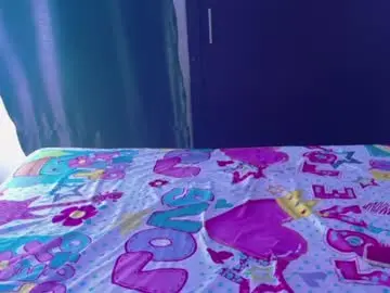 Candyceeh  live sex cam