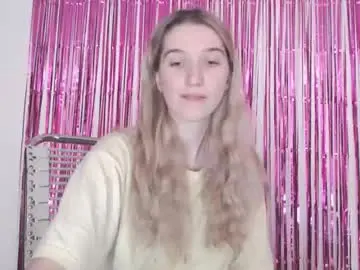 Honeyveil  live sex cam