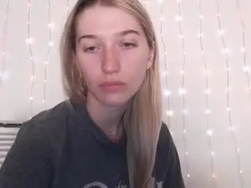 Honeyveil  live sex cam