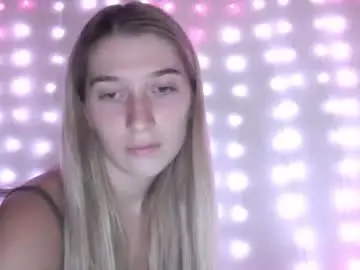 Honeyveil  live sex cam