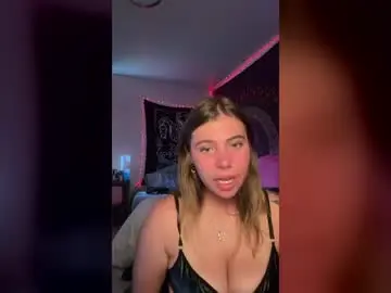 Jadejune69  live sex cam