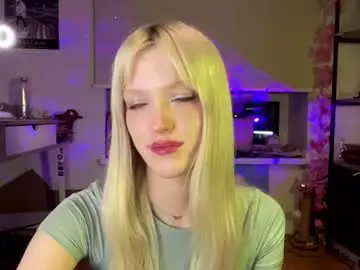 Kortneyhiedeman  live sex cam