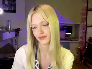 Kortneyhiedeman  live sex cam