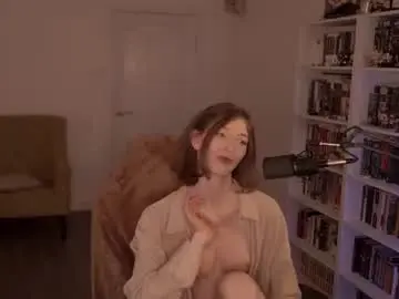 Loony_moony  live sex cam