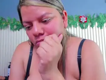 Luxemilf  live sex cam