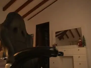 Mia_v7  live sex cam