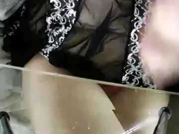 Missbiny  live sex cam