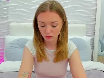 Ollyvirg  live sex cam