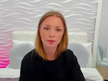 Ollyvirg  live sex cam