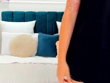 Ollyvirg  live sex cam