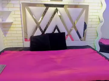 Pocahontax_19  live sex cam