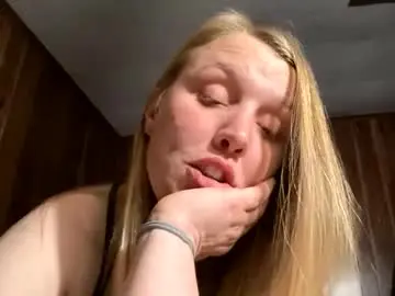 Sommerfelddelaney08  live sex cam