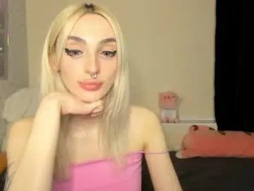 Succubantra  live sex cam