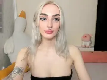 Succubantra  live sex cam