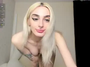 Succubantra  live sex cam