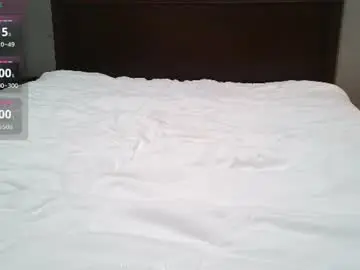 Tylersands  live sex cam