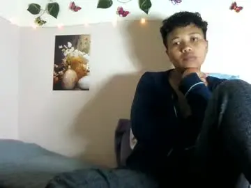 Vayannah  live sex cam