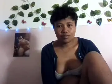 Vayannah  live sex cam