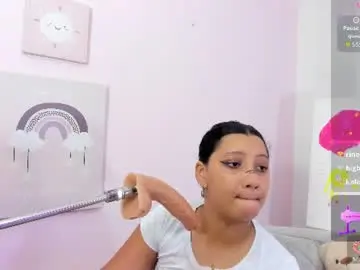 Veronica_bigass  live sex cam