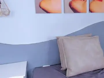 Victoria_salvatore  live sex cam