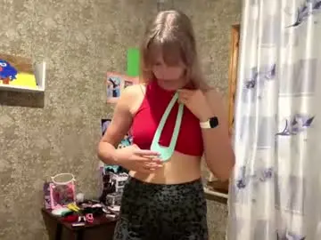 Yettavaught  live sex cam