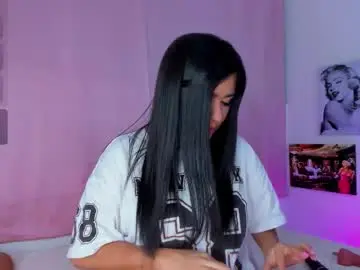 Briana11_  live sex cam