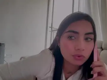 Charlotte18y  live sex cam