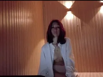 Danikamoon  live sex cam