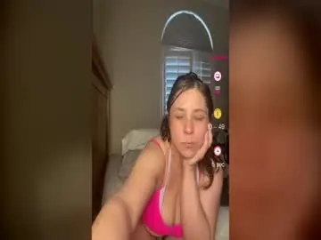 Drippykitty888  live sex cam