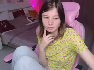 Ellinblare  live sex cam