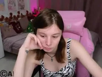 Ellinblare  live sex cam