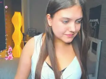 Lessietreese  live sex cam