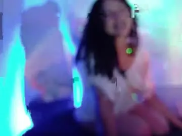 Lia_tinez  live sex cam