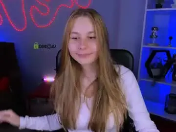 Madam_ulis  live sex cam
