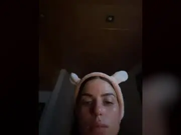 Miaabelluccii  live sex cam