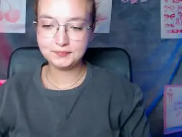 Mistyrosee  live sex cam
