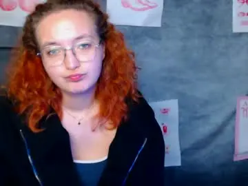 Mistyrosee  live sex cam