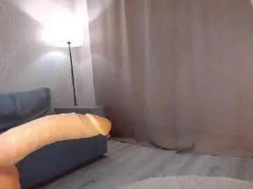 Nerdy_freyua  live sex cam