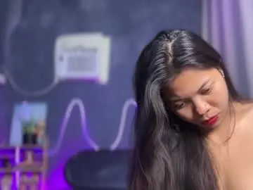 Petite_novy  live sex cam