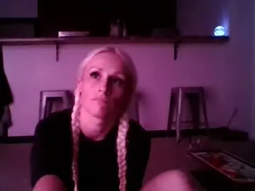 Slip_inslide  live sex cam