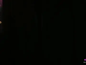 Sweett_petite  live sex cam