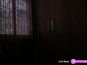 Sweett_petite  live sex cam