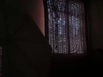 Sweett_petite  live sex cam